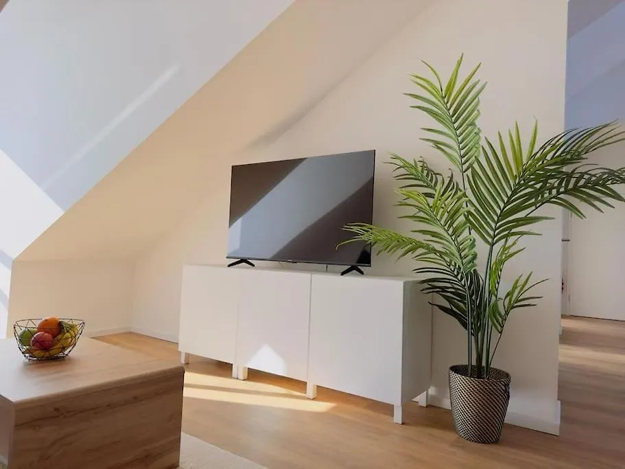 Fewo Fuer 7 Personen/Netflix/Parking/Wlan/Stilvoll Pottmes